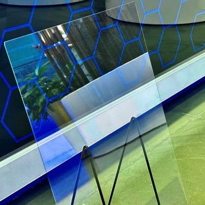 Hohe Flexibilität Ultraweißes mittleres Aluminium-Silicatglas für Smart Home Display gehärtetes Glas
